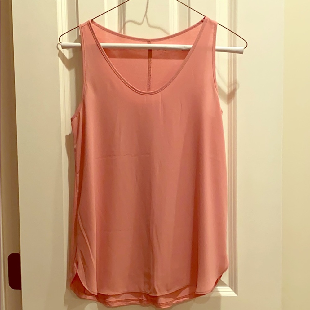 NWOT Scoop Neck Sleeveless Top